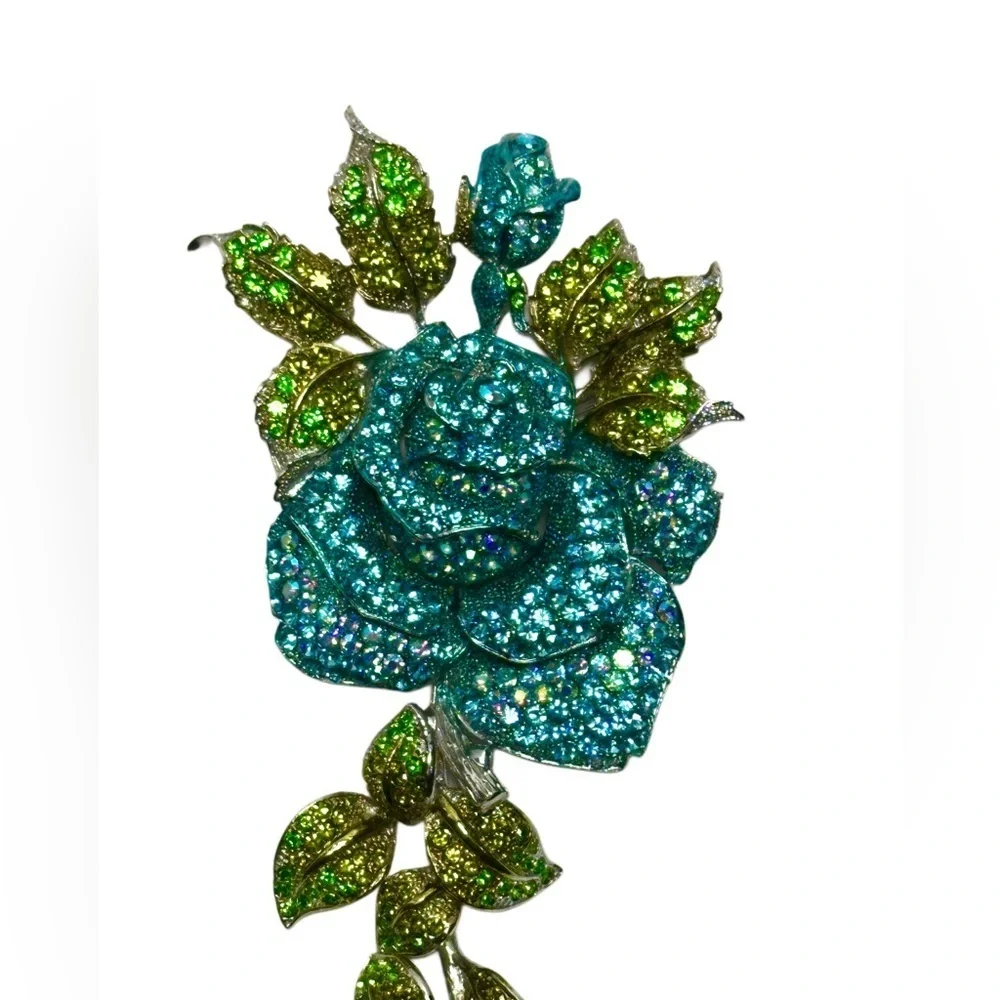 CRYSTAL BROACH Movable Elegant Green and Blue Floral ROSES Brooch gorgeous 9” 3”